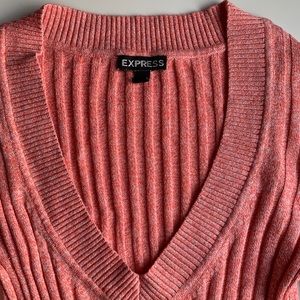 🌸🌸🌸 Express Light Sweater